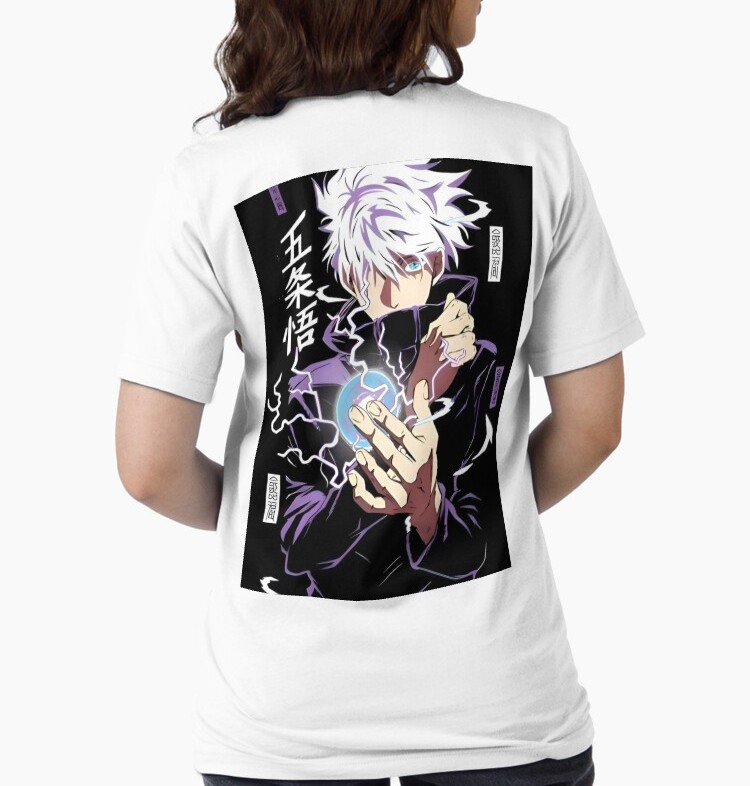 "تيشورت قطن ناعم باللون الأبيض مع شخصية سوجيرو غوجو من أنمي جوجوتسو كايسن" - Image 2